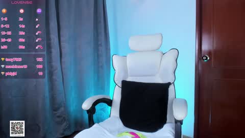 Snapshot of angeloferro1 chatting on December 2024 02:42:01 AM Angelo Ferro online show from December 2024 02:42:01 AM