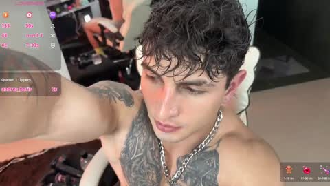 Snapshot of angeloferro1 chatting on January 2025 04:51:02 AM Angelo Ferro online show from January 2025 04:51:02 AM