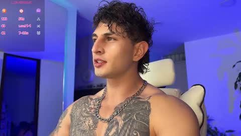 Snapshot of angeloferro1 chatting on March 2025 03:34:02 AM Angelo Ferro online show from March 2025 03:34:02 AM