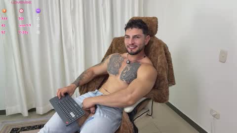 Snapshot of angeloferro1 chatting on September 2025 01:28:01 AM Angelo Ferro online show from September 2025 01:28:01 AM