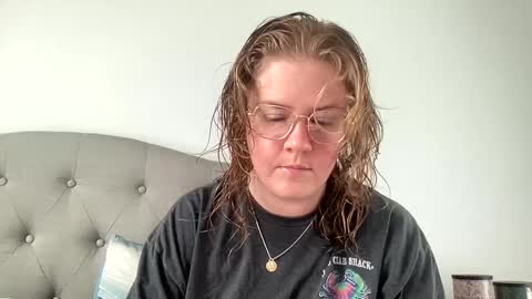 Snapshot of angeloflight273360 chatting on January 2025 09:37:01 PM Angel of Light online show from January 2025 09:37:01 PM