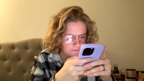 Snapshot of angeloflight273360 chatting on February 2025 02:28:02 AM Angel of Light online show from February 2025 02:28:02 AM