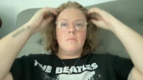 Snapshot of angeloflight273360 chatting on September 2025 04:32:02 PM Angel of Light online show from September 2025 04:32:02 PM