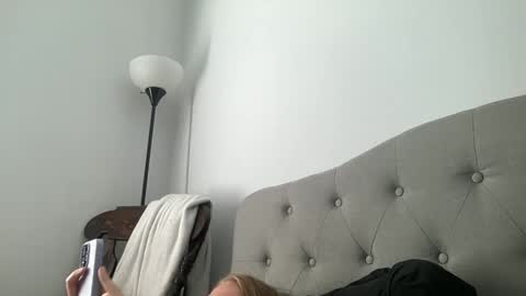 Snapshot of angeloflight273360 chatting on October 2025 08:33:01 PM Angel of Light online show from October 2025 08:33:01 PM