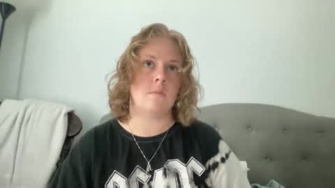 Snapshot of angeloflight273360 chatting on October 2025 02:06:02 PM Angel of Light online show from October 2025 02:06:02 PM