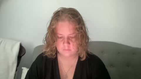 Snapshot of angeloflight273360 chatting on October 2025 01:18:02 PM Angel of Light online show from October 2025 01:18:02 PM