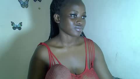 Snapshot of angelofsweetness chatting on December 2025 04:56:01 PM angelofsweetness online show from December 2025 04:56:01 PM