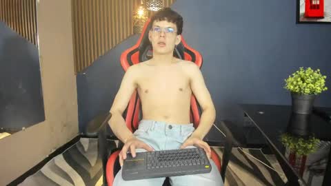 angelo online show from June 2026 09:32:02 PM