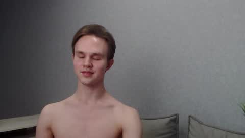 Angel online show from January 2025 03:22:01 PM