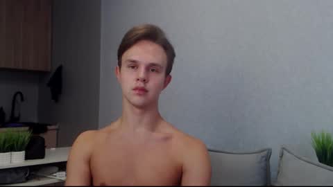 Angel online show from October 2025 08:56:01 AM