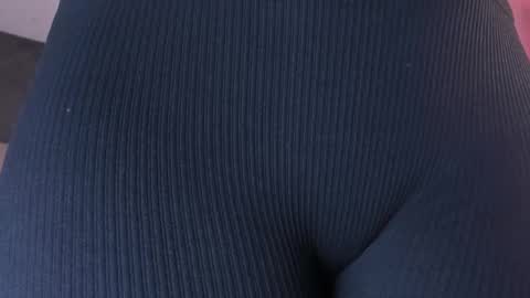 Angela online show from December 2025 02:46:02 PM