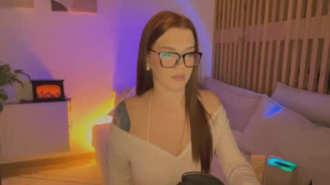 Snapshot of angelsweetshy chatting on November 2025 10:36:01 AM Angelsweetshy online show from November 2025 10:36:01 AM