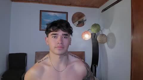 Snapshot of angelx_fox chatting on January 2025 06:02:02 PM Angel Fox online show from January 2025 06:02:02 PM