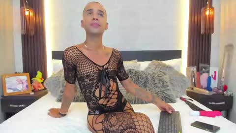 Snapshot of anghel_stone chatting on June 2026 02:24:02 AM Anghel Stone online show from June 2026 02:24:02 AM
