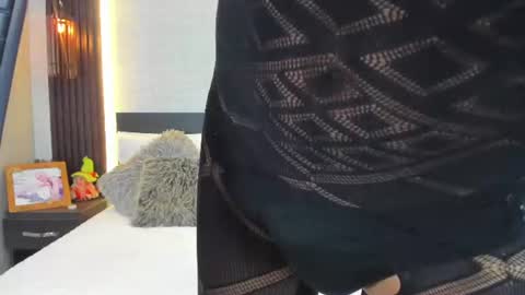 Snapshot of anghel_stone chatting on June 2026 08:46:01 PM Anghel Stone online show from June 2026 08:46:01 PM