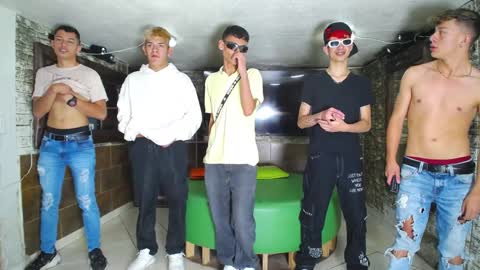 anghelytos online show from January 2025 06:35:01 PM