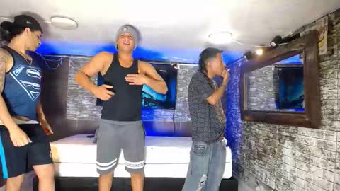 anghelytos online show from November 2025 09:36:01 PM