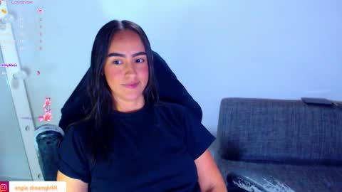 IG angie dreamgirl01 online show from February 2026 11:45:01 PM