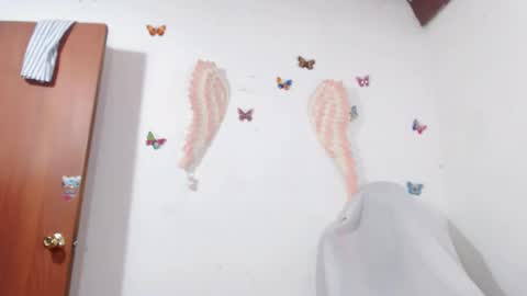 Snapshot of angie_tssex chatting on March 2025 04:02:01 PM ints marianaroldan945 online show from March 2025 04:02:01 PM