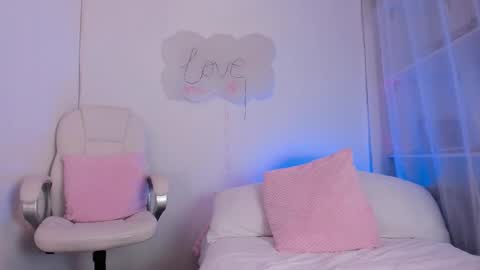 Snapshot of angiiebylpz chatting on February 2025 05:58:02 PM violeth lopez online show from February 2025 05:58:02 PM