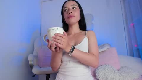 Snapshot of angiiebylpz chatting on March 2025 04:16:02 AM violeth lopez online show from March 2025 04:16:02 AM