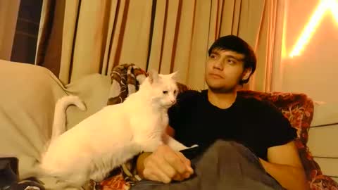 Snapshot of angrydeimos chatting on December 2024 05:06:02 AM Deimos online show from December 2024 05:06:02 AM