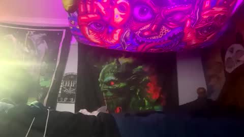 angusbone01 online show from September 2025 08:14:01 AM