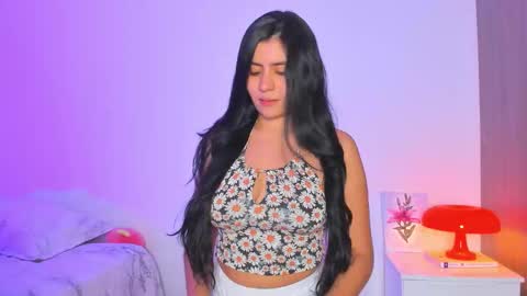 Snapshot of ani_mila chatting on November 2025 05:06:01 AM Ani online show from November 2025 05:06:01 AM