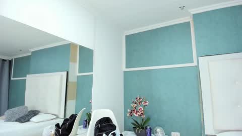 Ania online show from March 2025 09:48:02 PM