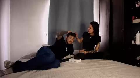 Anika And Lowen Your Thumbs Up Are Super Important For Us  online show from September 2025 03:01:01 PM