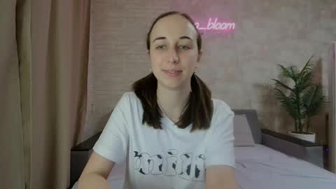 Snapshot of anikabloom chatting on January 2025 11:02:02 PM anikabloom online show from January 2025 11:02:02 PM