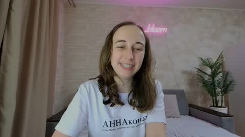 Snapshot of anikabloom chatting on February 2025 01:09:01 AM anikabloom online show from February 2025 01:09:01 AM