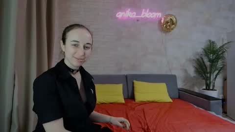 Snapshot of anikabloom chatting on February 2025 02:08:02 AM anikabloom online show from February 2025 02:08:02 AM