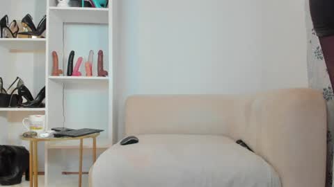 Luna online show from June 2026 07:32:02 AM