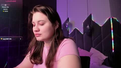 Anita online show from March 2026 09:00:01 PM