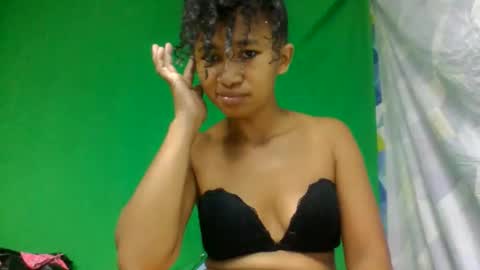 Snapshot of anitaazzh chatting on June 2026 06:48:01 AM anitaazzh online show from June 2026 06:48:01 AM