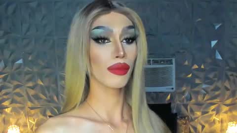 Snapshot of anitacruisze chatting on January 2025 09:53:01 PM Miss Ann online show from January 2025 09:53:01 PM