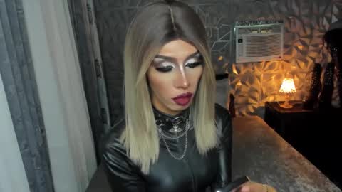 Snapshot of anitacruisze chatting on February 2025 12:35:02 AM Miss Ann online show from February 2025 12:35:02 AM