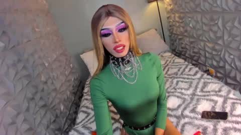 Snapshot of anitacruisze chatting on March 2025 02:36:01 AM Miss Ann online show from March 2025 02:36:01 AM