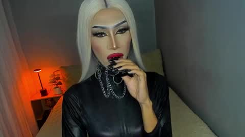 Snapshot of anitacruisze chatting on October 2025 08:51:02 PM Miss Ann online show from October 2025 08:51:02 PM