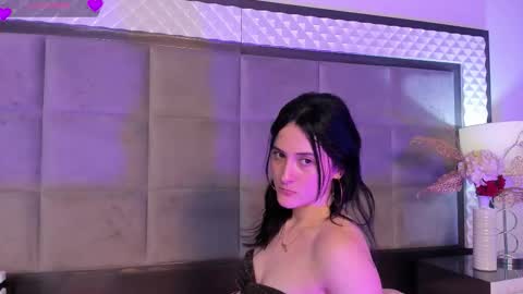 Anitafoxx online show from November 2025 09:48:02 PM