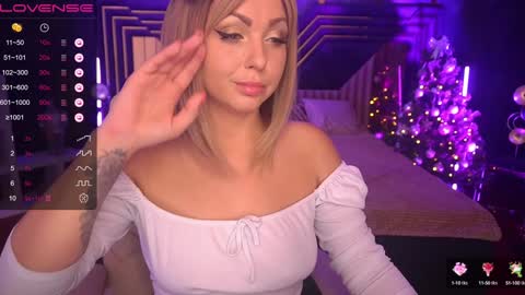 Anita online show from December 2024 06:37:02 PM