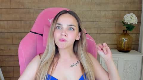 Snapshot of anitaventure chatting on September 2025 04:44:02 PM AnitaVenture online show from September 2025 04:44:02 PM