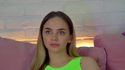 Snapshot of anitaventure chatting on December 2025 05:06:02 AM AnitaVenture online show from December 2025 05:06:02 AM