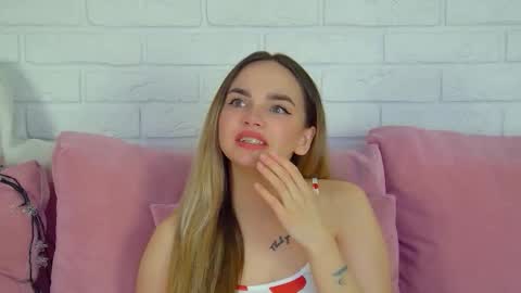 AnitaVenture online show from January 2026 04:39:02 AM