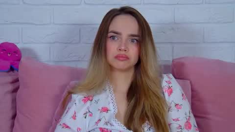 AnitaVenture online show from April 2026 04:34:01 AM