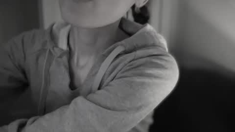 Anje online show from October 2025 04:25:02 PM