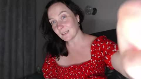 anjutka08 online show from May 2026 09:13:01 PM