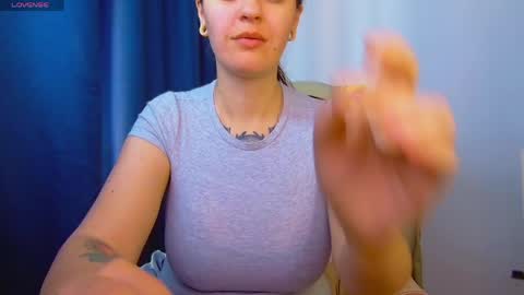 Snapshot of ann_mikele chatting on May 2026 12:02:01 PM Ann online show from May 2026 12:02:01 PM