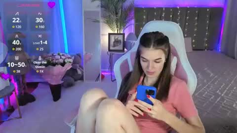 ann_woood online show from June 2026 03:49:02 PM